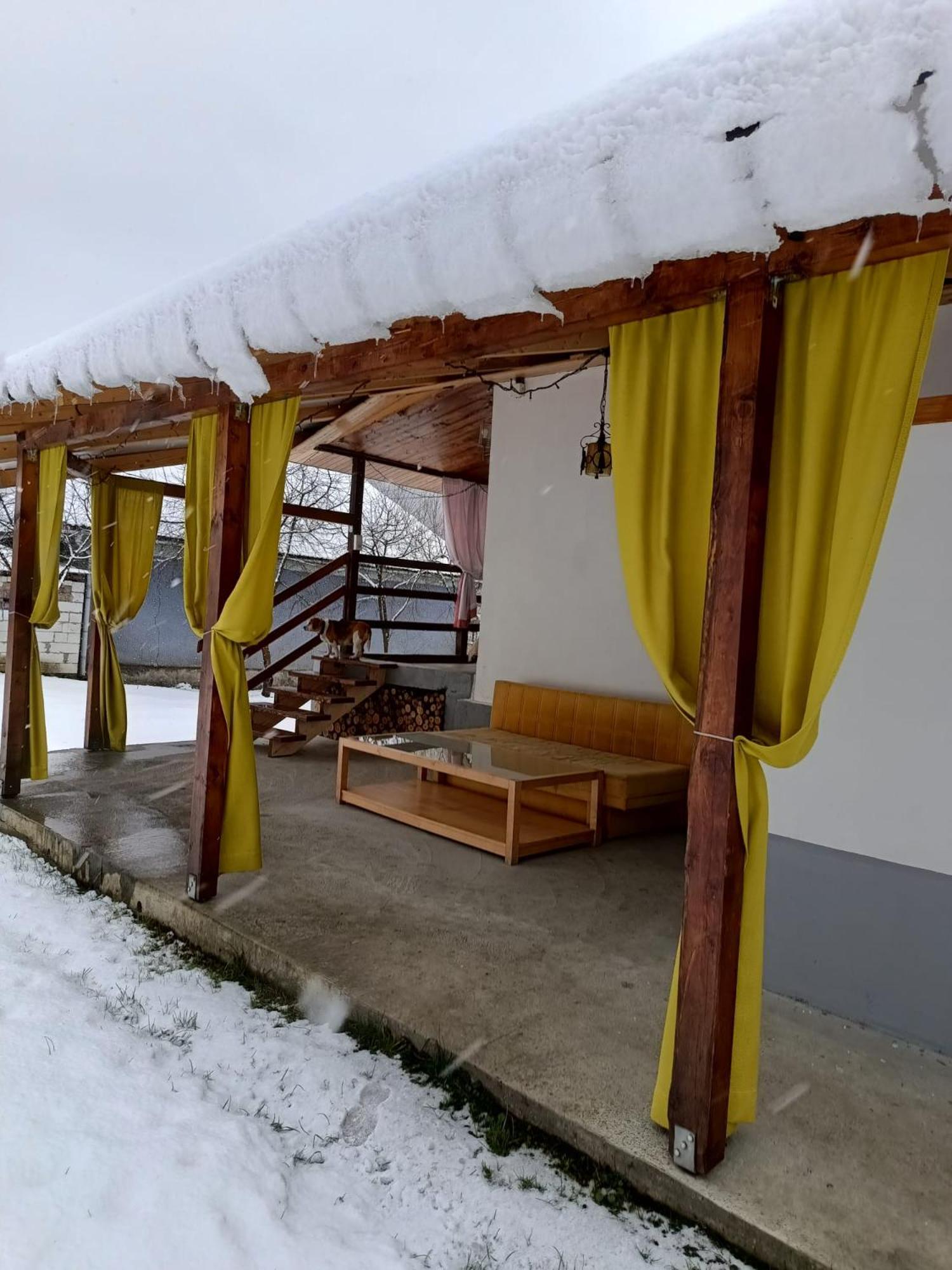 Vila Casa Dyasof Rohia Exteriér fotografie